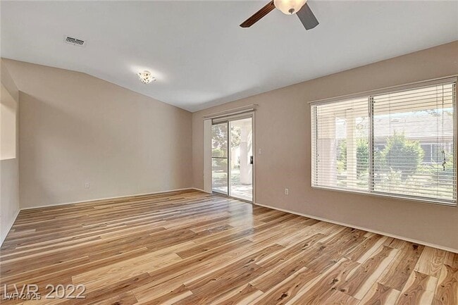 Building Photo - 2079 Poppywood Ave