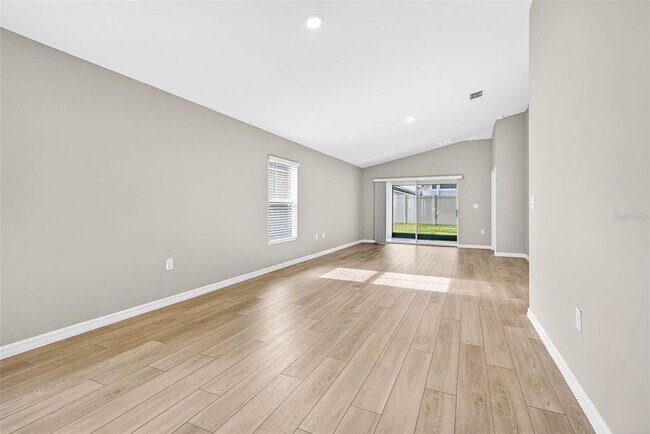 Building Photo - 7782 Peace Lily Ave