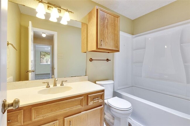 Building Photo - 1709 Pheasant Roost