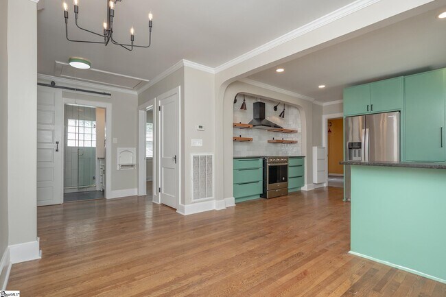 Building Photo - 202 Briarcliff Dr