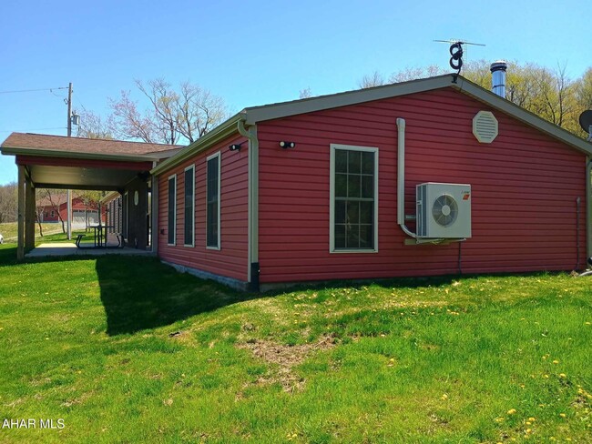Building Photo - 377 Eger Rd