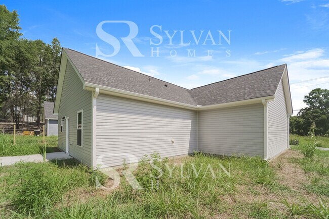 Building Photo - 8621 Reedy Creek Rd