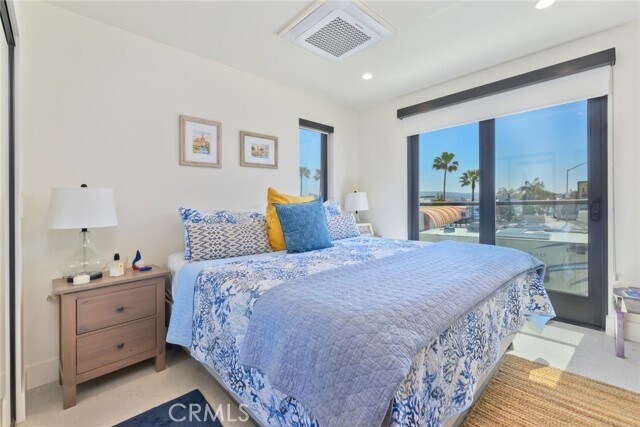 Building Photo - 504 E Balboa Blvd