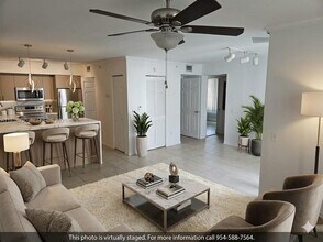 Building Photo - 207 Villa Cir