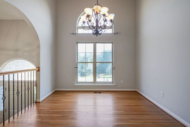 Building Photo - 3153 Cahaba Park Dr