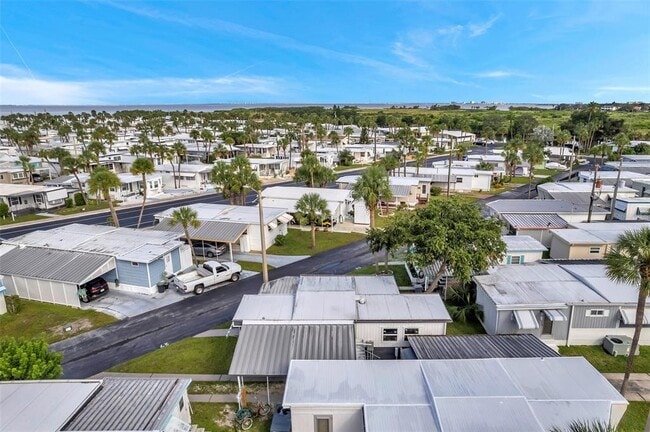 Building Photo - 4851 W Gandy Blvd