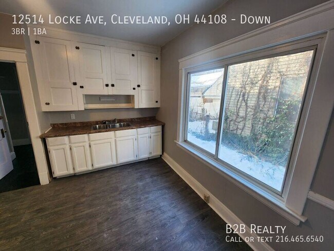 Building Photo - 12514 Locke Ave
