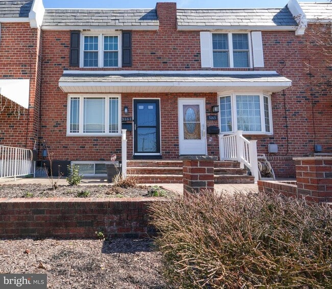 Building Photo - 3161 S Sydenham St