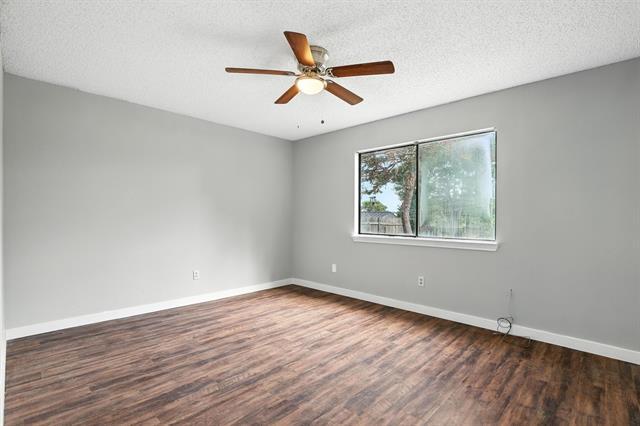 Building Photo - 1214 High Mesa Dr