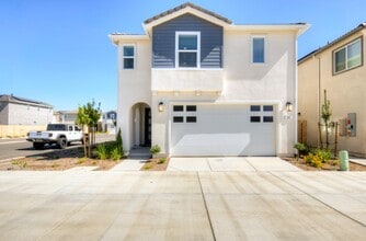 Building Photo - 1527 Foxhill Ln