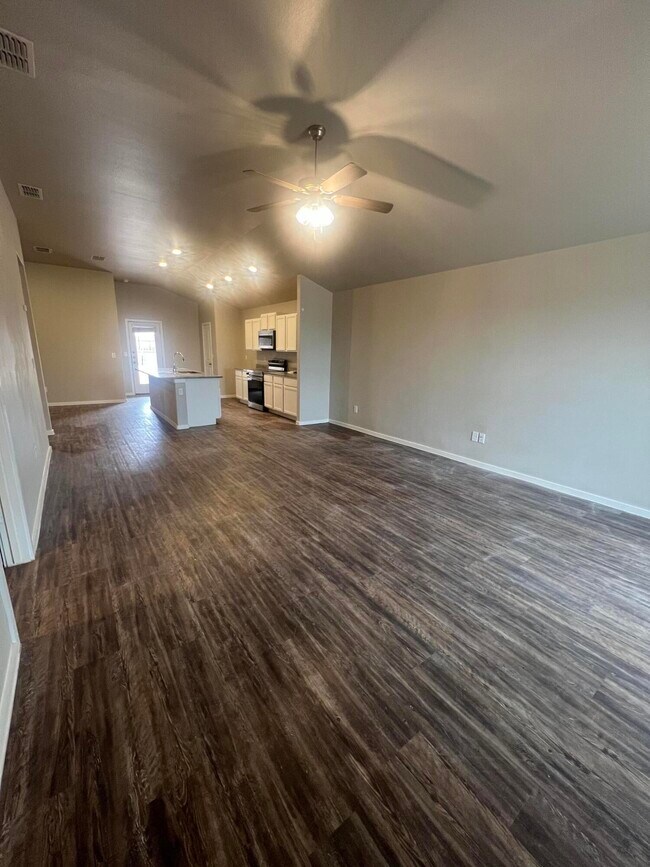 Building Photo - 2101 Kirksey Ave