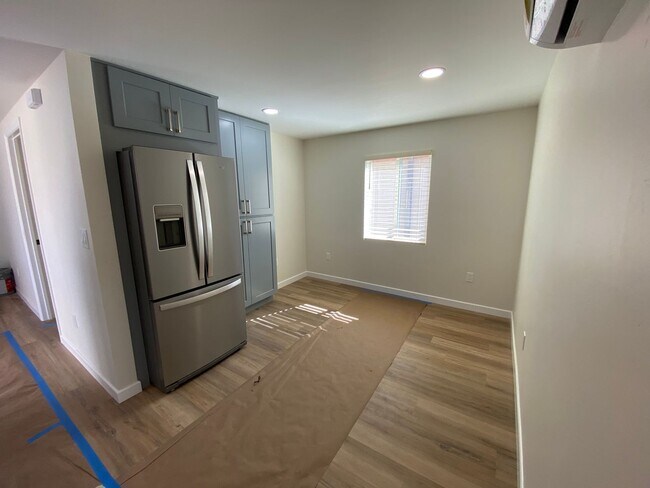 Building Photo - COMING SOON - NEWLY RENOVATED 3BD+1BA HOME