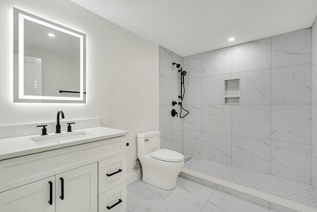 Building Photo - 22 Estabrook Rd