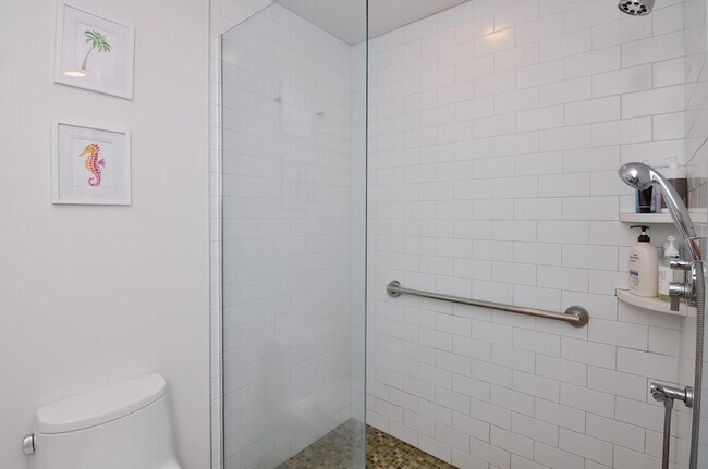 Building Photo - 4471 Hillside Ct