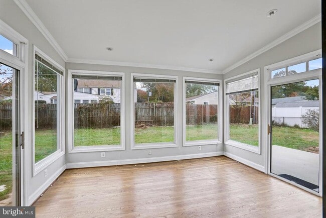 Building Photo - 4116 Majestic Ln