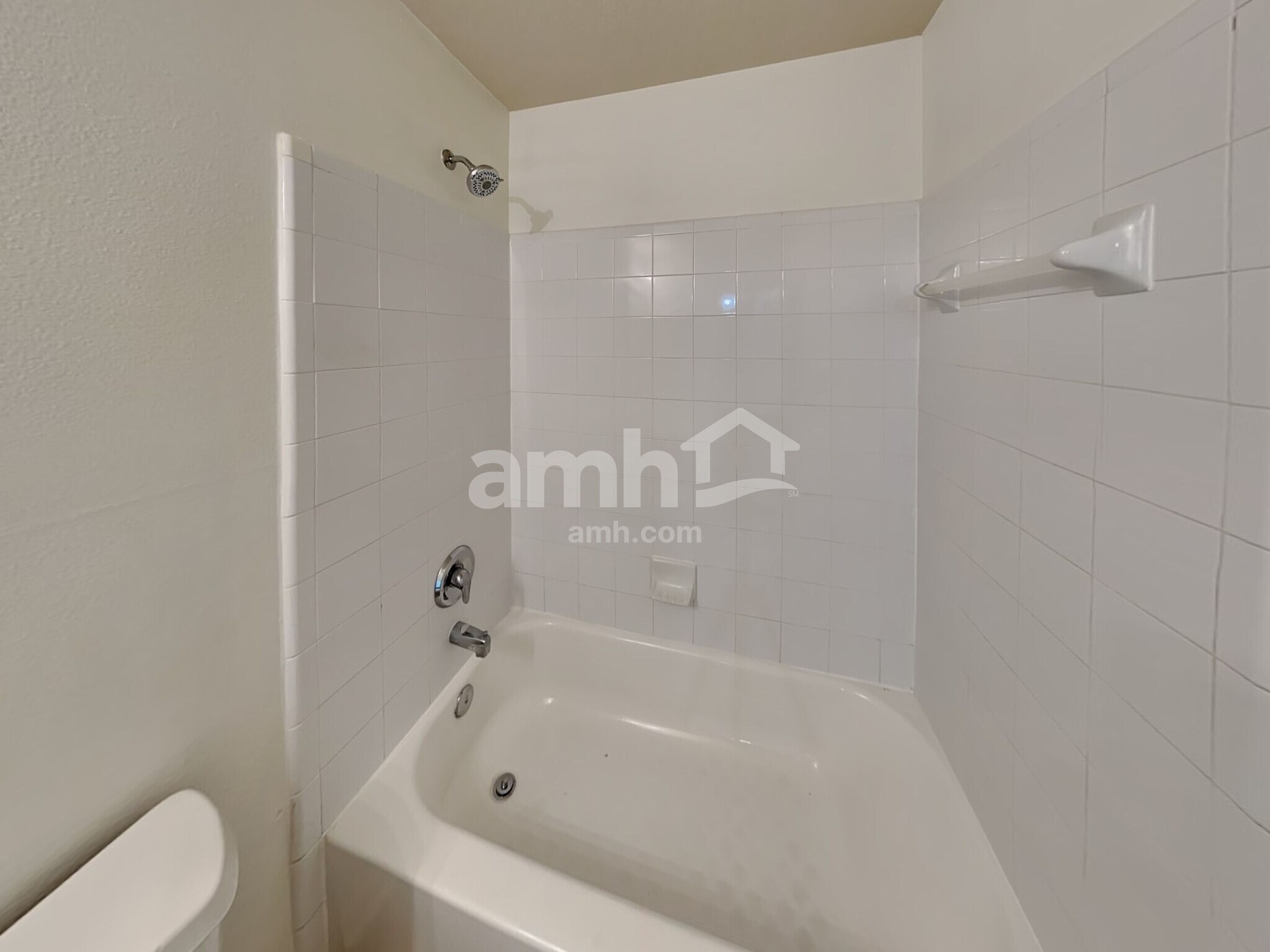 Building Photo - 2322 Old Ox Rd