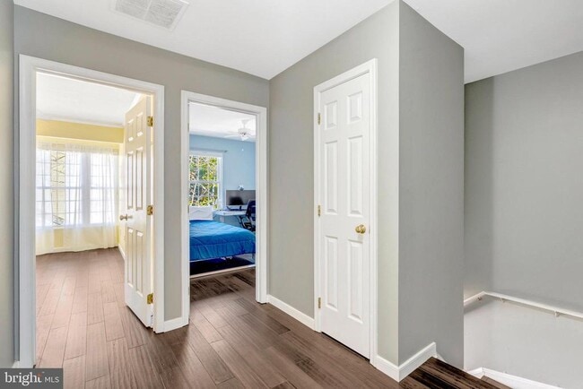 Building Photo - 5617 Gosling Dr