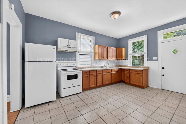 Building Photo - 4446 Itaska St