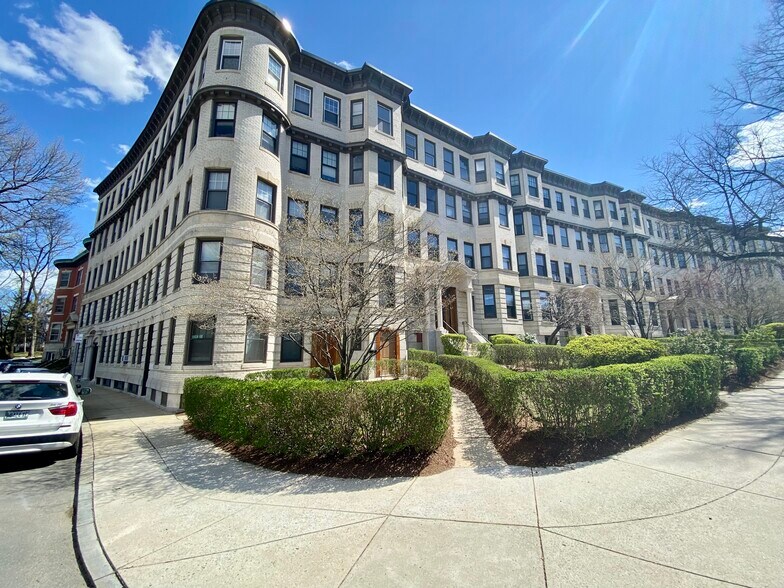 Building Photo - 5 Braemore Rd