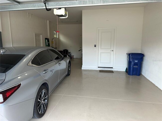 Building Photo - 8725 Amaretto Ave