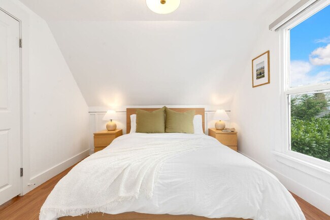 Building Photo - 2749 NW 65th St