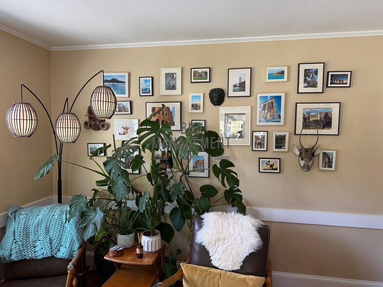 Building Photo - 88 Warwick Rd