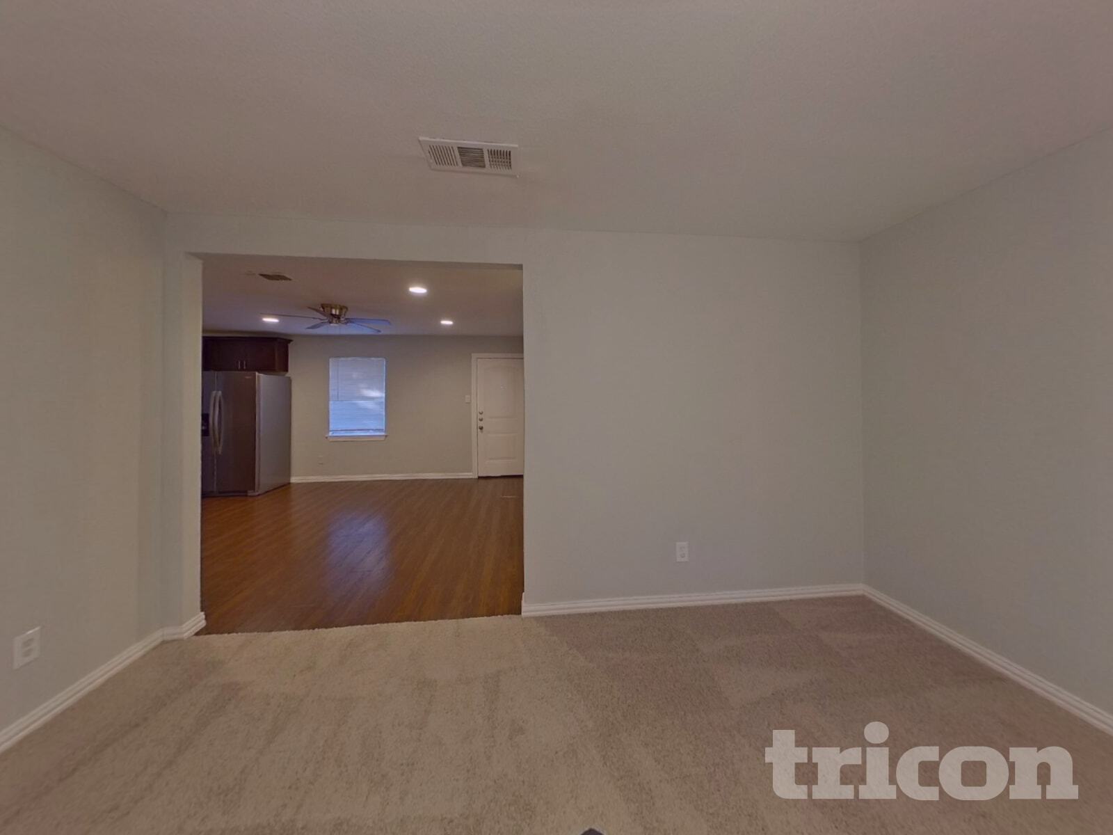 Building Photo - 126 Tharp St