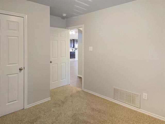 Building Photo - 2820 Stonewall Ln