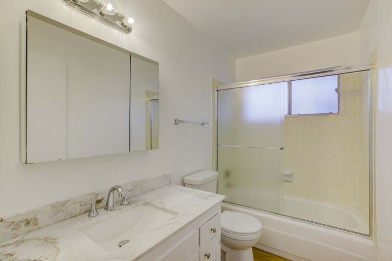 Building Photo - 739 Highland Ave