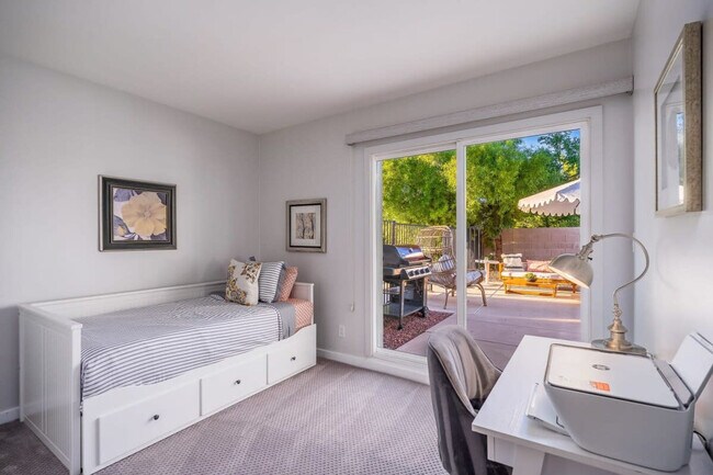 Building Photo - 12202 N 60th St