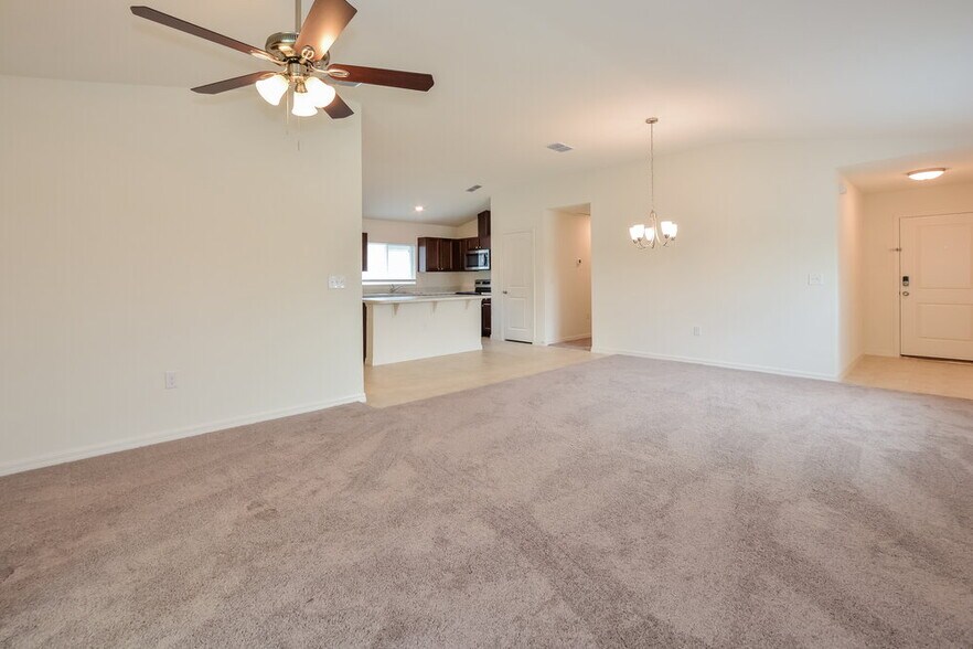 Building Photo - 2284 Twin Flower Ln