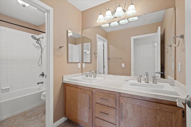 Building Photo - 8225 W Ruby Mountain Way