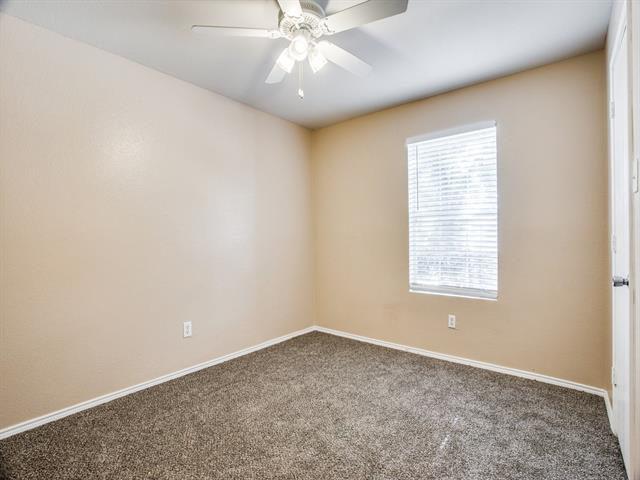 Building Photo - 1128 Maplewood Ln