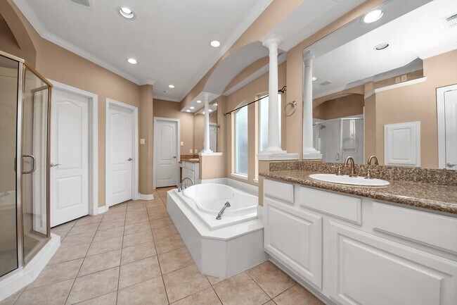 Building Photo - 17618 Raven Canyon Ln