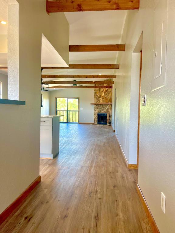 Building Photo - 1930 Como St