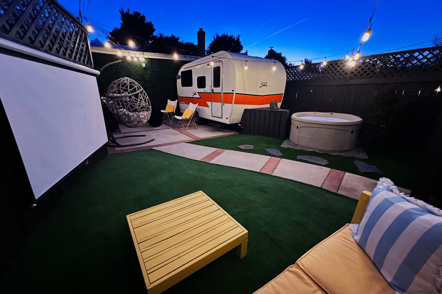 Building Photo - 2006 Maplewood Ave