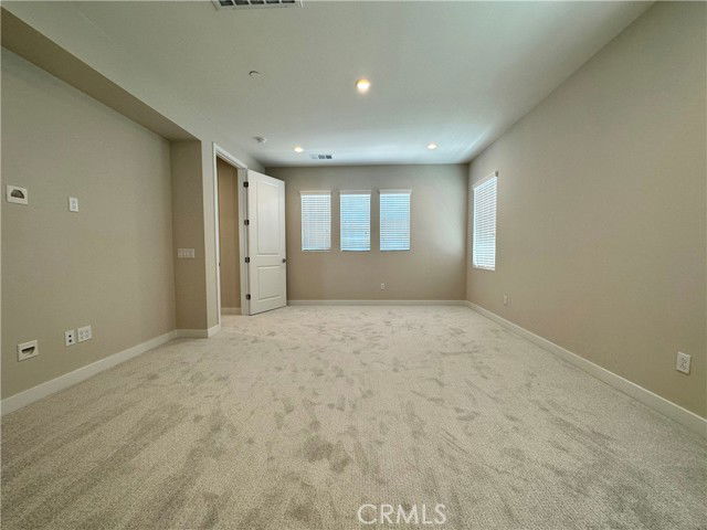 Building Photo - 150 Edna Pkwy