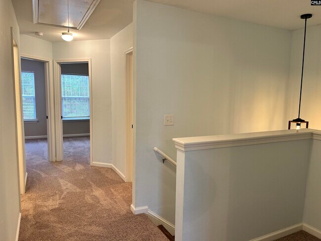 Building Photo - 454 Westmoreland Rd