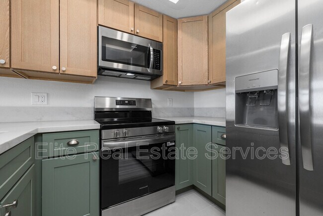 Building Photo - 3790 Florida St