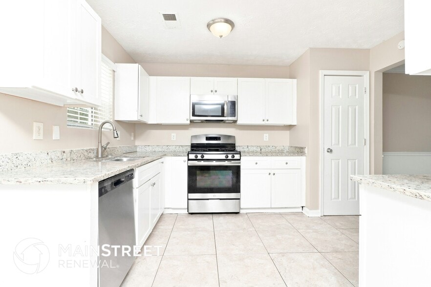 Building Photo - 939 Longbranch Ln