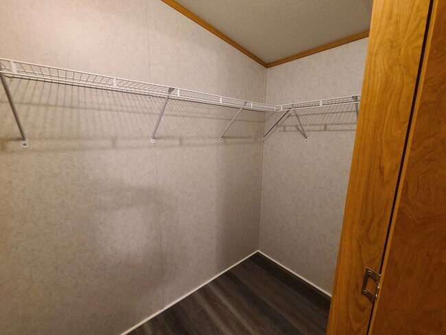 Building Photo - 10501 SW State Rd 45