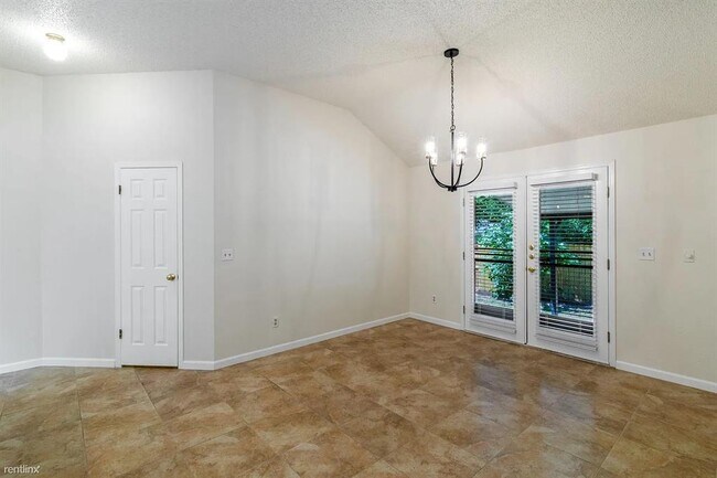 Building Photo - 6707 Carisbrooke Ln