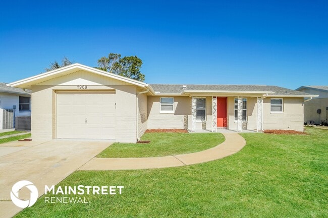 Building Photo - 7909 Hawthorn Dr