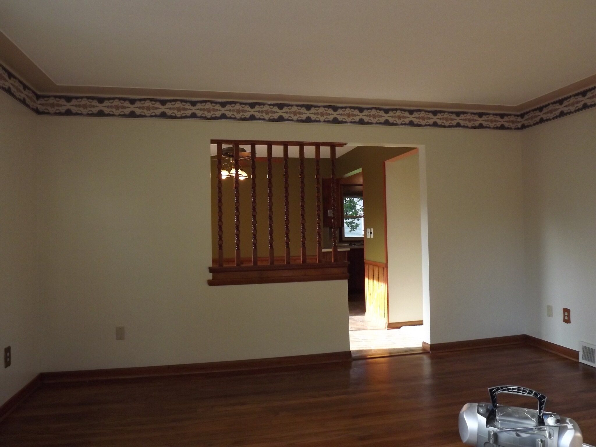 Building Photo - 1544 32nd St SW