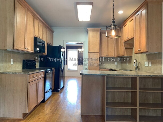 Building Photo - 1005 Hadley Meadows Dr