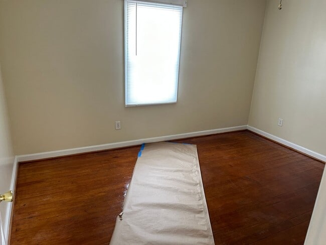 Building Photo - 734 Ferndale Ave