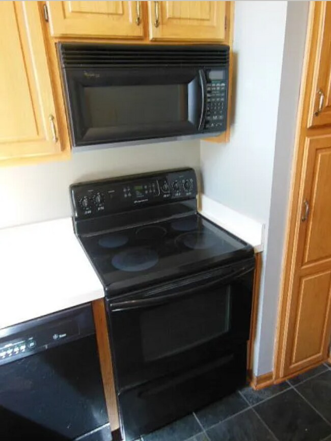 Building Photo - 4831 Horton St