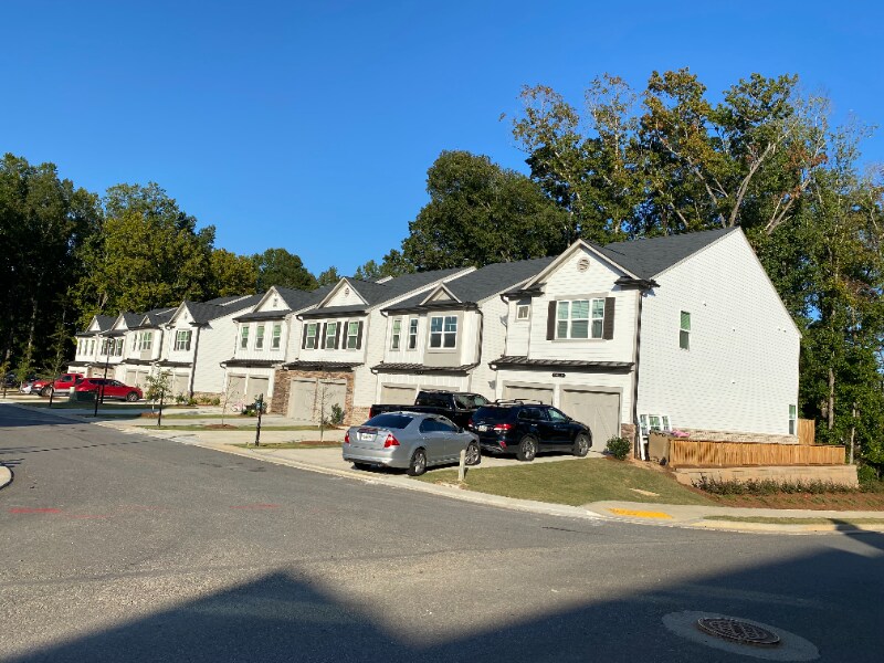 Building Photo - 5930 Lyon St
