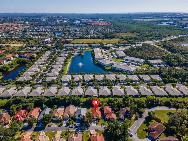 Building Photo - 9841 Las Casas Dr