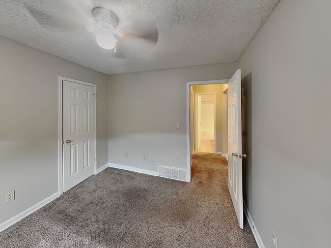 Building Photo - 8108 Conridge Dr